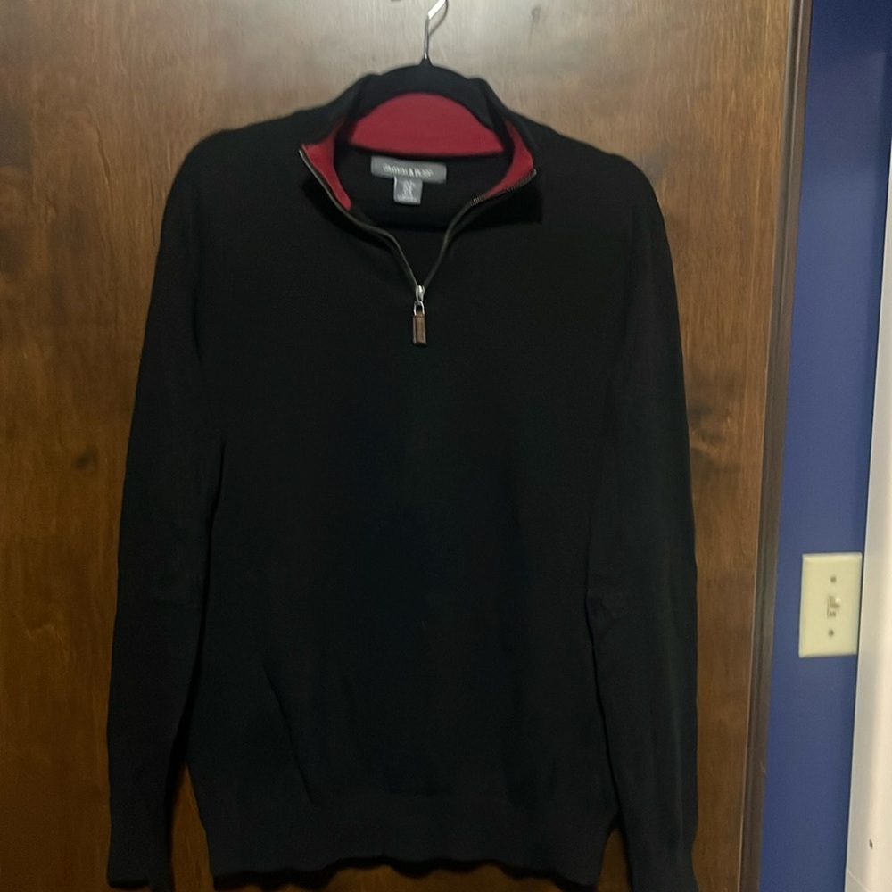 Men’s XL black 1/4 zip sweater